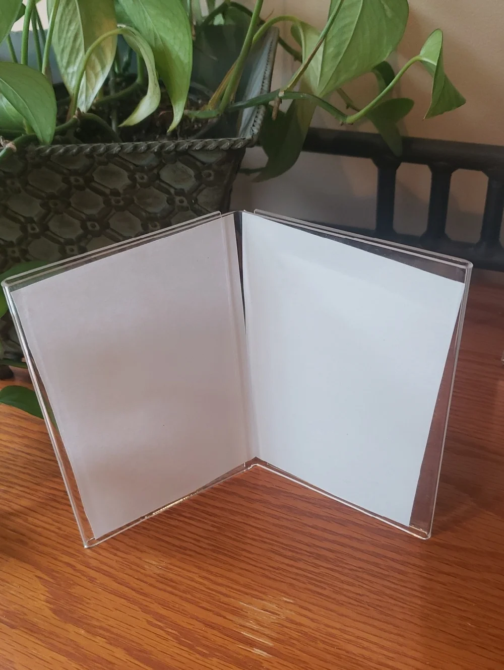 Set Of 5: Clear Acrylic Photo Frames (Displaying 7 Photos)